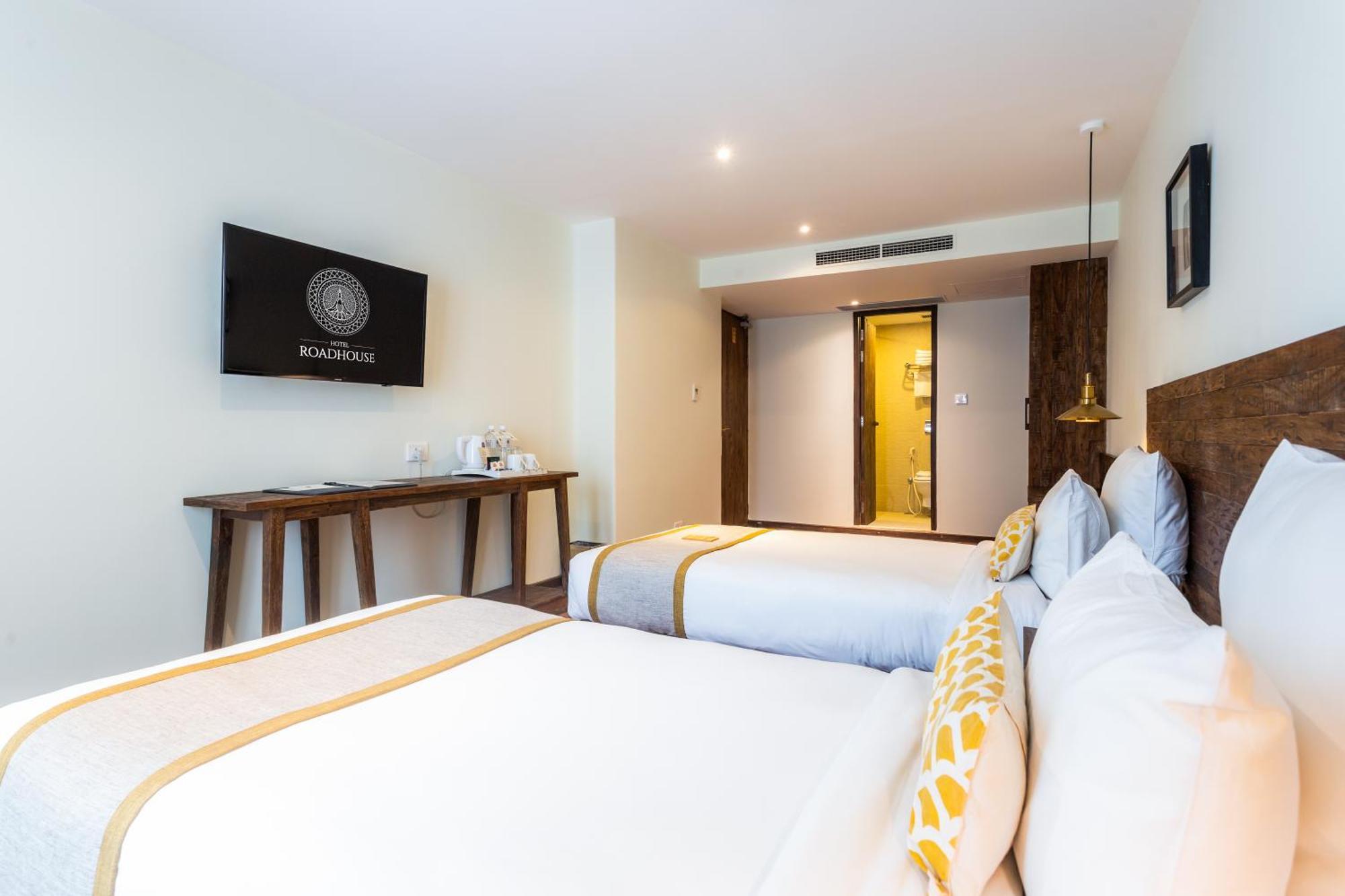 Hotel Roadhouse, Thamel, Kathmandu- Contemporary Boutique Экстерьер фото