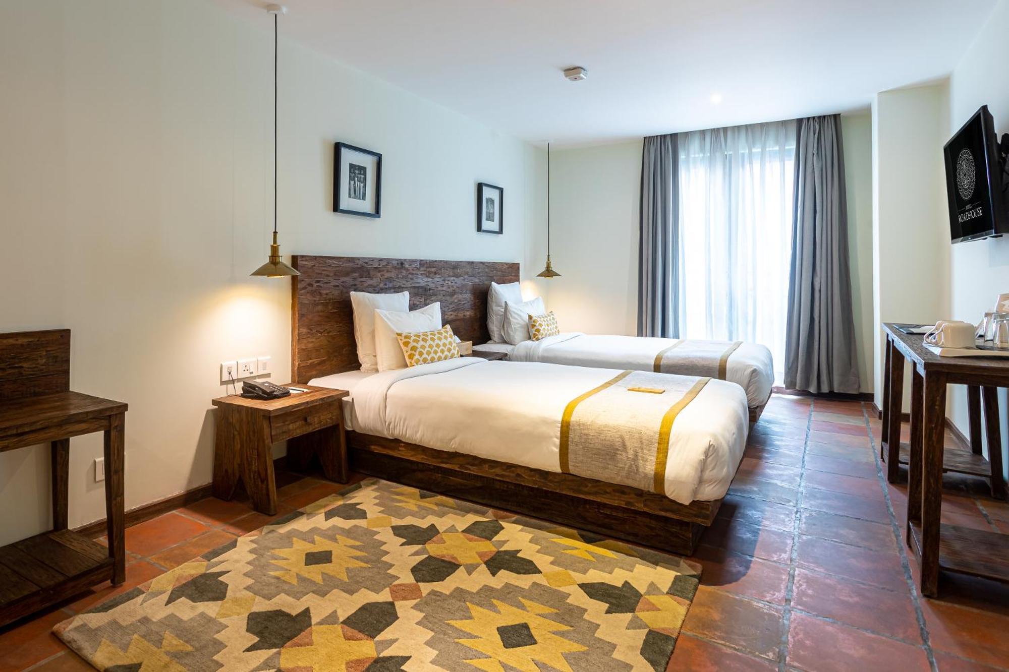 Hotel Roadhouse, Thamel, Kathmandu- Contemporary Boutique Экстерьер фото