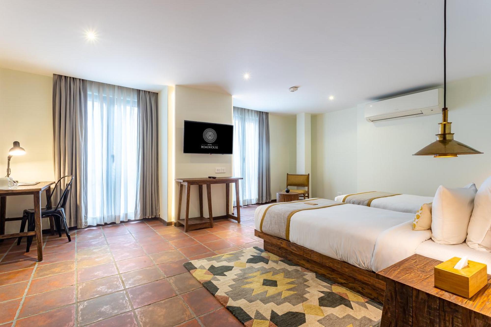 Hotel Roadhouse, Thamel, Kathmandu- Contemporary Boutique Экстерьер фото