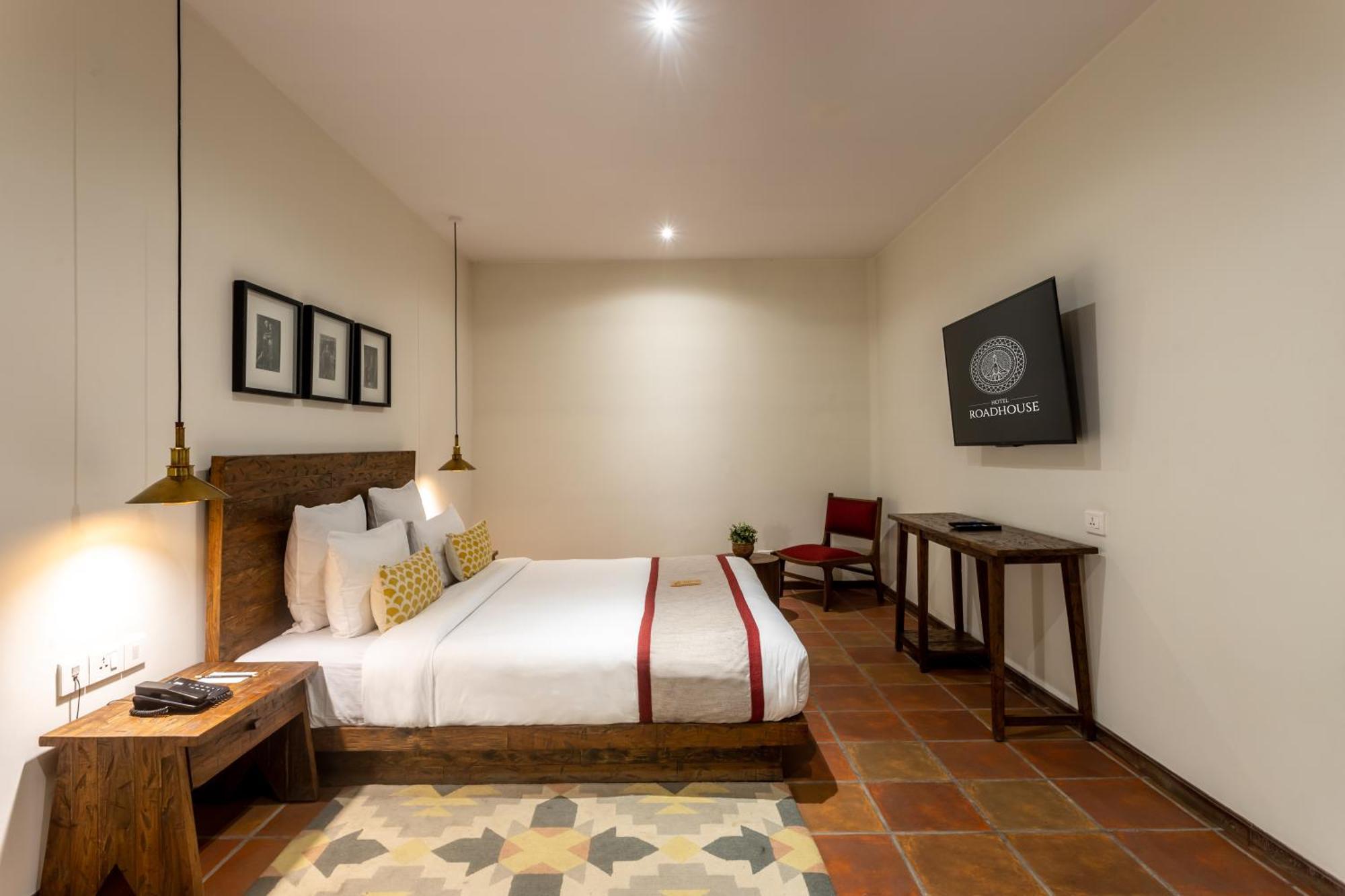 Hotel Roadhouse, Thamel, Kathmandu- Contemporary Boutique Экстерьер фото