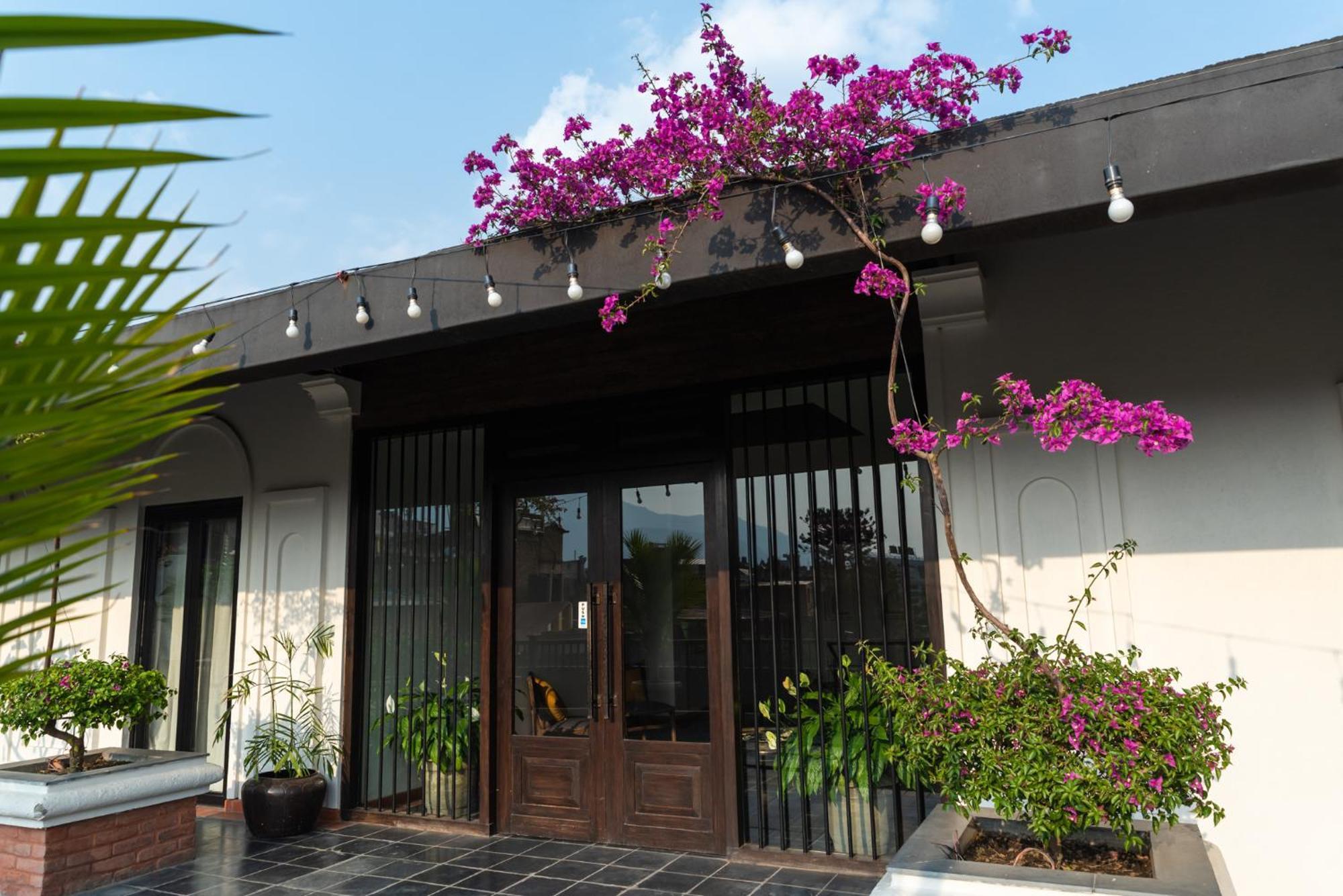 Hotel Roadhouse, Thamel, Kathmandu- Contemporary Boutique Экстерьер фото