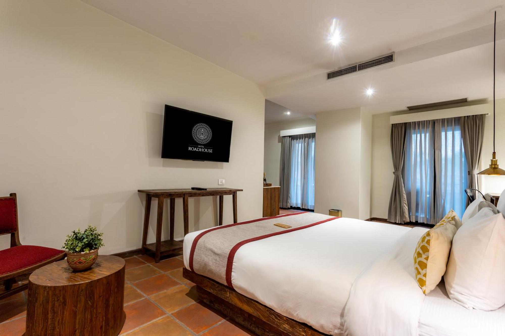 Hotel Roadhouse, Thamel, Kathmandu- Contemporary Boutique Экстерьер фото