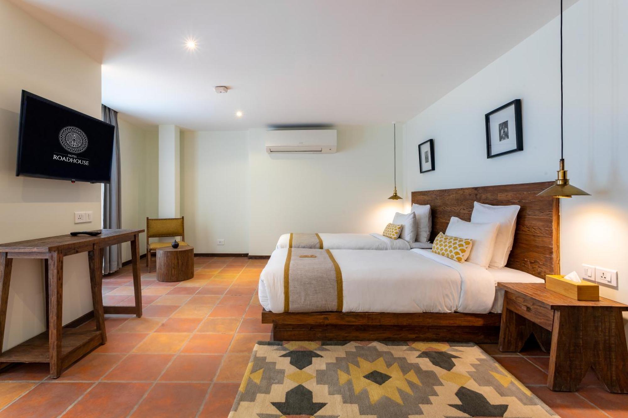 Hotel Roadhouse, Thamel, Kathmandu- Contemporary Boutique Экстерьер фото
